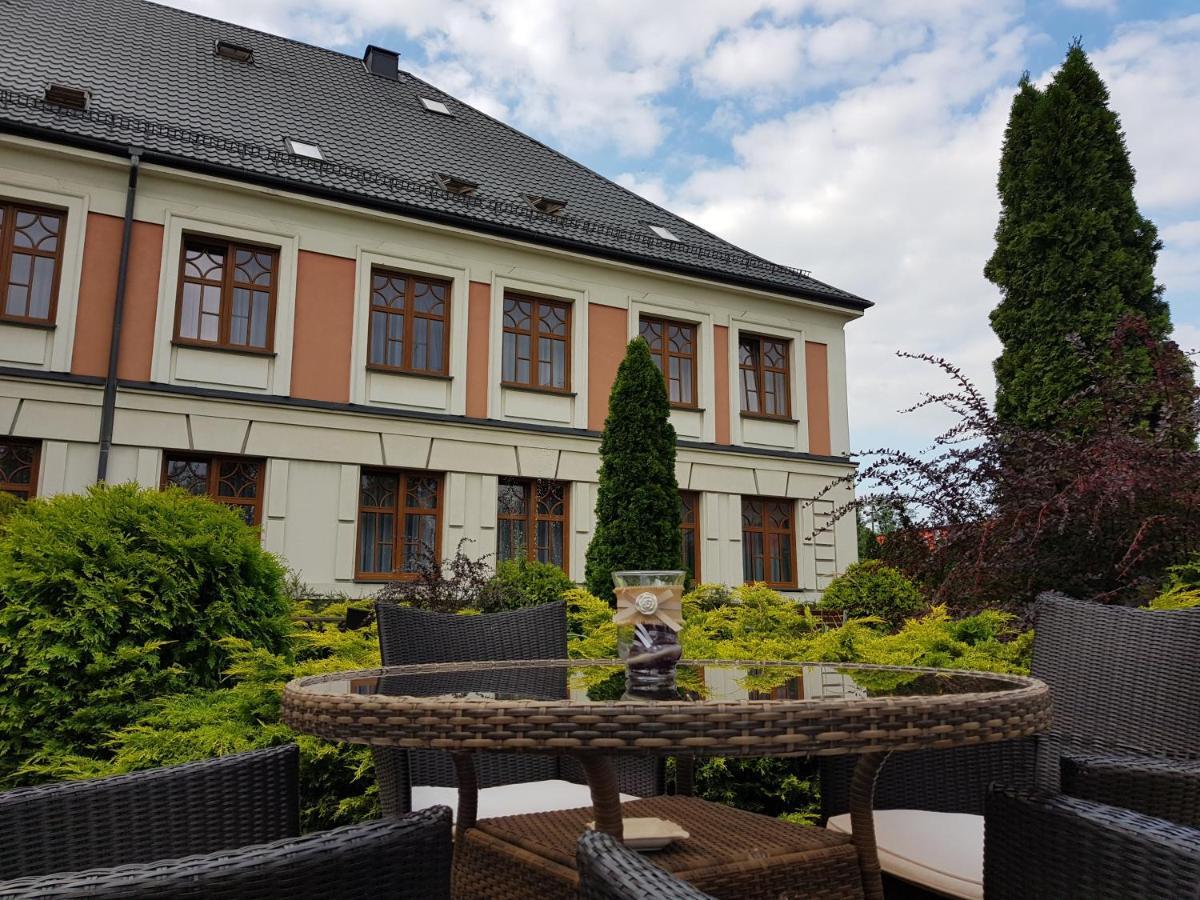 Rezydencja Pod Zegarem Trzebinia  Exterior foto